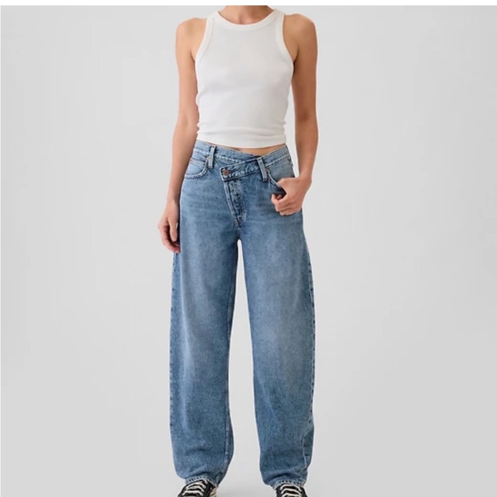 Gap High Rise Crossover Barrel Jean